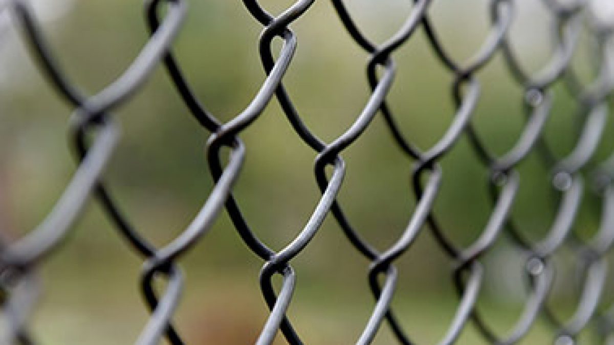 Chain Link Fences - Fencast Industries Inc